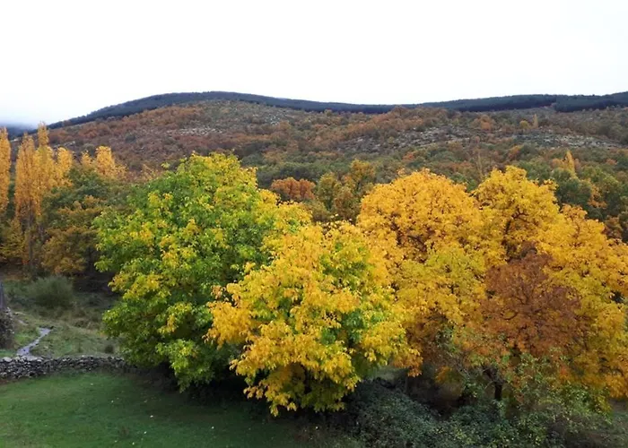 Casa Sierra Avellaneda Avila 펜션 *
