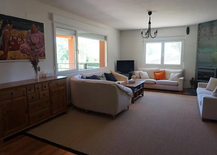 Casa Sierra Avellaneda Avila 펜션